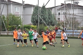 kartepe-belediyesi-yaz-spor-okullari-yogun-ilgi-gordu.jpg