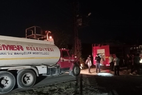 kemer-belediye-ekiplerinden-trafo-yanginina-mudahale.jpg