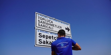 kirsal-ulasimda-levhalar-yenileniyor.jpg