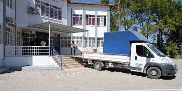kirtasiye-malzemelerinin-dagitimi-devam-ediyor.jpg