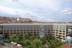 mezuniyet-sonrasi-hizla-is-dunyasina-giriyorlar.jpg