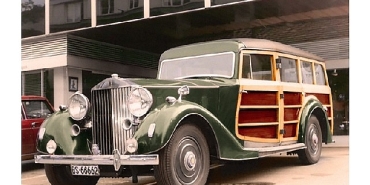 sanatin-yuzyillik-sessiz-tanigi-phantom.jpg