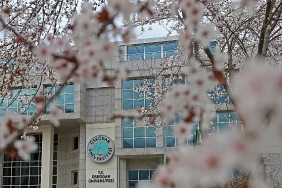 yapay-zeka-ve-disiplinler-arasi-vizyonla-gelecegin-bilim-insanlari-yetisiyor.jpg