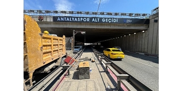 asattan-yagmur-sezonu-oncesi-hat-temizligi-calismasi.jpg