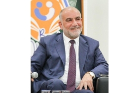 baskan-ibrahim-sandikci-ogrencilerimizin-tamamina-burs-destegi-sagliyoruz.jpg