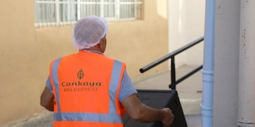cankayadan-her-gun-2-bin-ogrenciye-sicak-ogle-yemegi.jpg