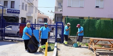 cesme-belediyesinden-yeni-egitim-ogretim-yili-oncesi-buyuk-temizlik.jpg