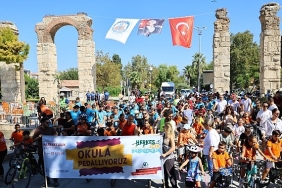 efes-selcukta-avrupa-hareketlilik-haftasi-renkli-goruntulere-sahne-oldu.jpg