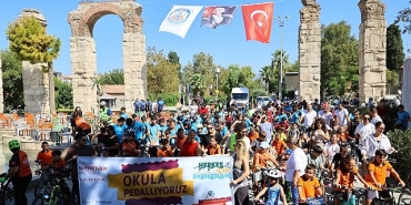 efes-selcukta-avrupa-hareketlilik-haftasi-renkli-goruntulere-sahne-oldu.jpg