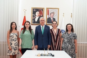 egeli-bilim-ekibi-hiv-enfeksiyonunun-erken-tanisina-yonelik-nanobiyosensor-gelistirecek.jpg