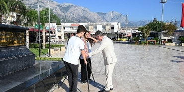 kemerde-ilkogretim-haftasi-kutlandi.jpg
