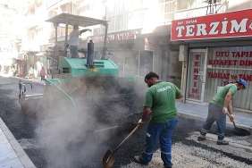 konakta-asfalt-seferberligi-devam-ediyor.jpg