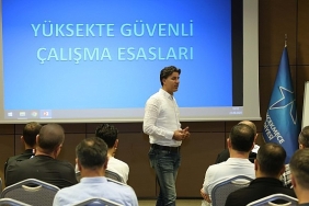 kucukcekmece-belediyesinde-kurum-ici-egitimler-devam-ediyor.jpg