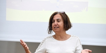 osmangazi-belediyesinden-velilere-ozel-kitap-atolyesi.jpg