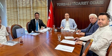 yurt-yatirimi-fakultenin-onunu-acar.jpg