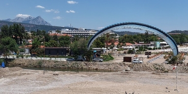 zirveden-denize-ucacaklar.jpg