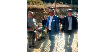 baskan-topaloglu-zeytin-sikma-fabrikasini-ziyaret-etti.jpg