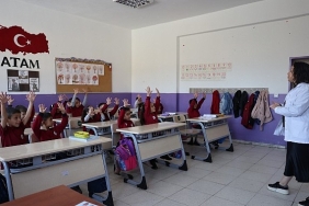 bayrakli-belediyesinden-miniklere-hijyen-egitimi-dunya-el-yikama-gununde-ogrencilere-saglik-dersi.jpg