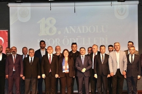 belediye-baskanimiz-rasim-ari-yilin-belediye-baskani-secildi.jpg