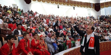 bilgehane-ogrencilerine-seslenen-baskan-altay-her-daim-hakikatin-yaninda-zalimin-karsisinda-olacaginiza-inancim-tamdir.jpg
