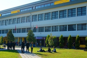 binlerce-kitap-ve-sinirsiz-bilginin-kaynagi.jpg