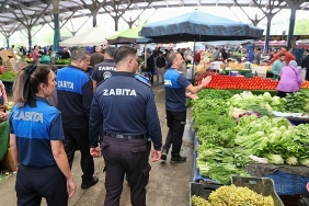 buca-belediyesinden-pazar-yerlerinde-denetim.jpg
