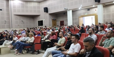buyuksehir-personeli-canva-egitimi-aldi.jpg