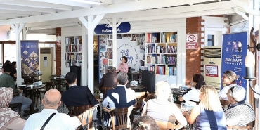 dokuz-eylul-universitesi-bilim-kafe-sohbetlerinin-2ncisinde-cocuk-sagligina-odaklandi.jpg