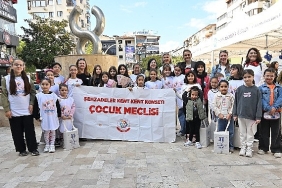 dunya-kiz-cocuklari-gununde-farkindalik-olusturuldu.jpg