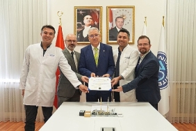 ege-universitesi-tip-fakultesi-uzmanlik-egitimi-kalitesini-tescillemeye-devam-ediyor.jpg