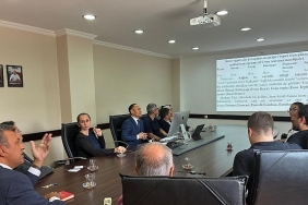 ege-universitesinde-turk-dunyasinin-dil-birligi-konusuldu.jpg