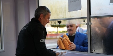 kemalpasada-halk-ekmeke-yogun-ilgi.jpg
