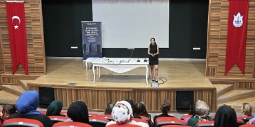 mutlu-cocuklarin-anneleri-seminere-katildi.jpg