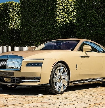 rolls-roycedan-duygusal-bir-yorum-spectre-bailey.jpg