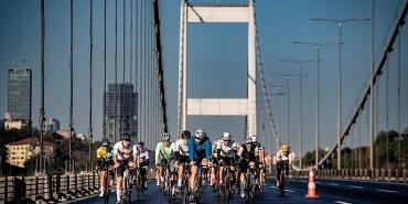 visa-maximiles-black-letape-turkiye-by-tour-de-france-istanbulda-nefes-kesti.jpg