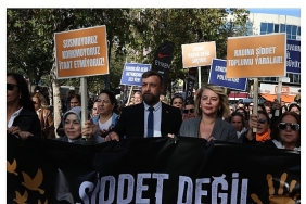 25-kasimda-cigliden-esitlik-ve-mucadele-cagrisi.jpg