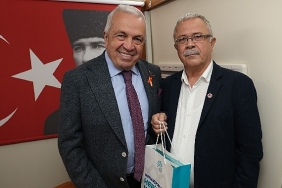 baskan-sadi-ozdemir-vatandaslarin-sorun-ve-taleplerini-mahallesinde-dinledi.jpg