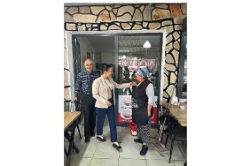 baskan-sengelin-camlik-mesaisi.jpg