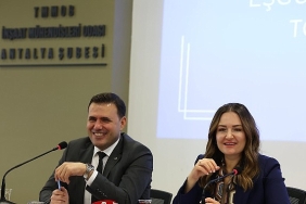 baskan-vekili-busra-ozdemir-esgudum-kurulu-ile-bir-araya-geldi.jpg