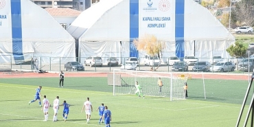 belediyespor-evinde-ustunlugunu-koruyamadi.jpg