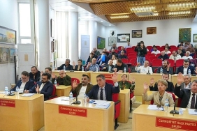 burhaniye-belediyesinin-2026-butcesi-2-milyar-400-milyon-tl-oldu.jpg