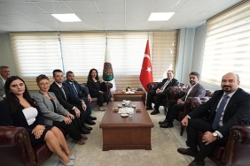 buyuksehir-manisa-barosu-ile-birlikte-kadinlara-destek-olacak.jpg