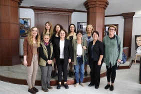 didim-kadin-platformundan-baskan-hatice-gencaya-ziyaret.jpg