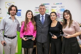 guzelbahcede-belediyesinden-24-kasima-anlamli-hediye-ogretmenlere-isimli-kalem.jpg