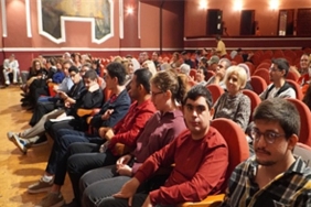 is-hayatina-hazirlanan-norocesitli-genclerin-mezuniyet-sevinci.jpg