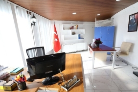 karsiyakada-kadinlar-yalniz-degil.jpg