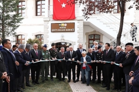 konya-buyuksehir-tarafindan-yenilenen-sehit-aileleri-dernegi-binasinin-acilisi-dualarla-yapildi.jpg