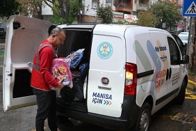 manisa-buyuksehirden-15-bin-ogrenciye-canta-ve-kirtasiye-destegi.jpg