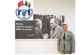tbhkdf-baskani-taserden-20-kasim-sancak-gunu-mesaji-tum-bosnaklarin-bayrami-kutlu-olsun.jpg