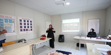 yol-ve-bakim-personeline-hayat-kurtaran-egitim.jpg